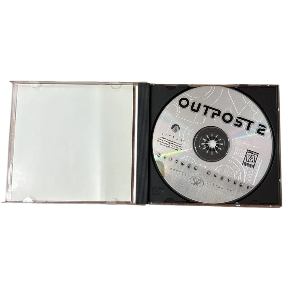 Outpost‎ 2 Divided Destiny (Windows 95 PC) CD-ROM